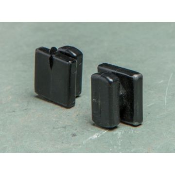 Kunststoff-Netzhaken flach quadratisch schwarz 11mm